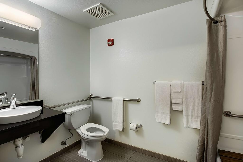 Studio 6-East Brunswick, Nj - Nyc Area Extérieur photo